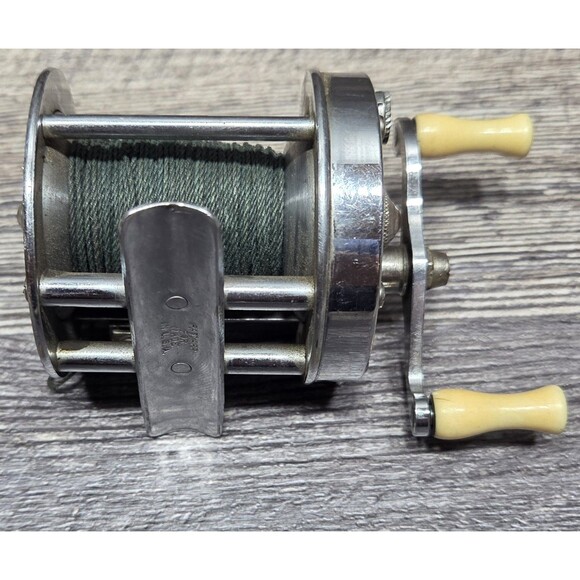 Vintage Lure Stop LW-ABL Level Wind Baitcasting Fishing Reel - Working Condition - Picture 8 of 10